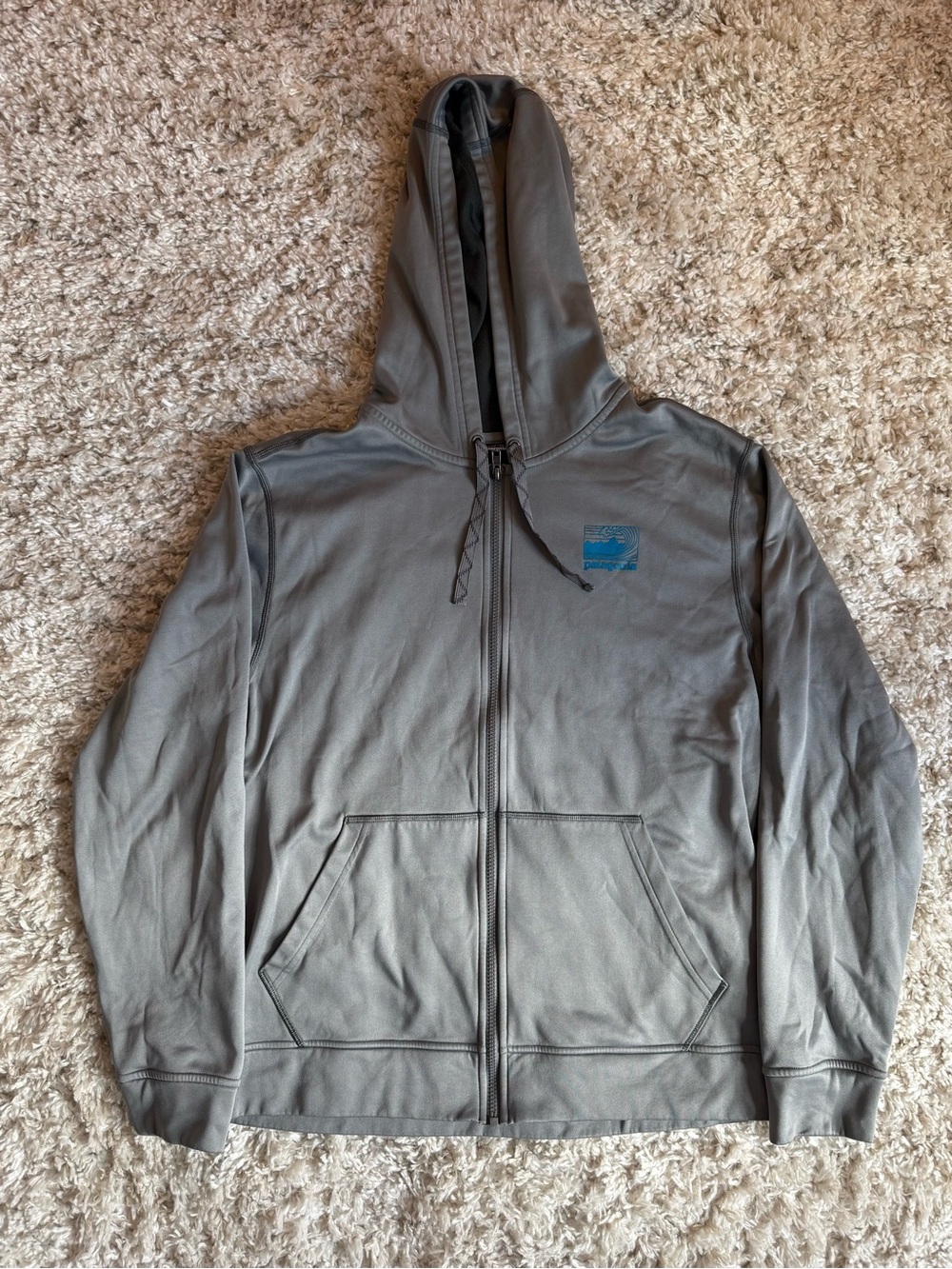 Patagonia M's Framed Fitz Roy PolyCycle™ Full-Zip Hoody - Large